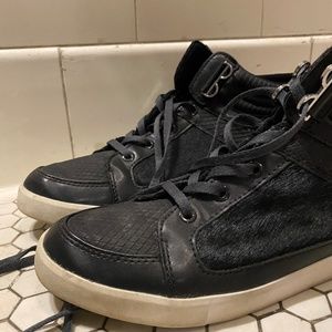 Calvin Klein Lyda Cross